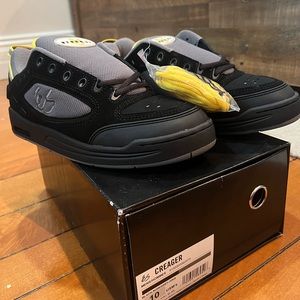 Brand New éS Footwear Ronnie Creager skate shoes. Mens size 10.